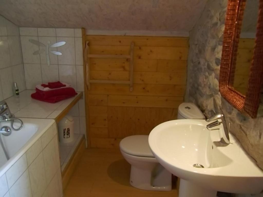 Chambres D'Hote Les Jardins De Prasserat Vallon-Pont-dʼArc Rom bilde
