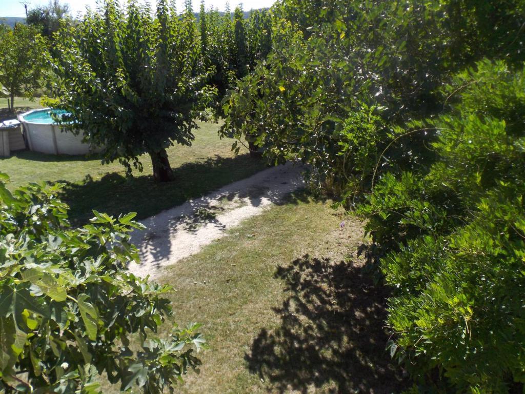 Chambres D'Hote Les Jardins De Prasserat Vallon-Pont-dʼArc Rom bilde